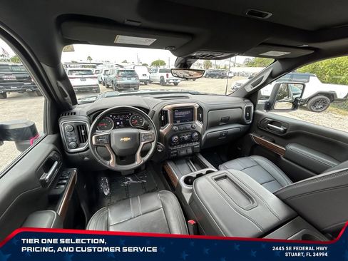 Used 2022 Chevrolet Silverado 2500 High Country w/ Technology Package AWD/4WD image 29