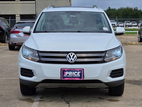 Used 2017 Volkswagen Tiguan Wolfsburg Edition AWD/4WD image 2