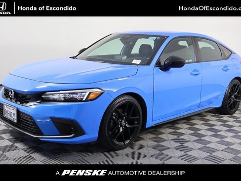 Used 2023 Honda Civic Sport image 1