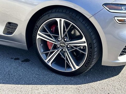 Used 2025 Genesis G70 3.3T Advanced w/ Sport Prestige Package image 9
