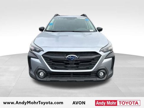 Used 2025 Subaru Outback Onyx Edition image 2