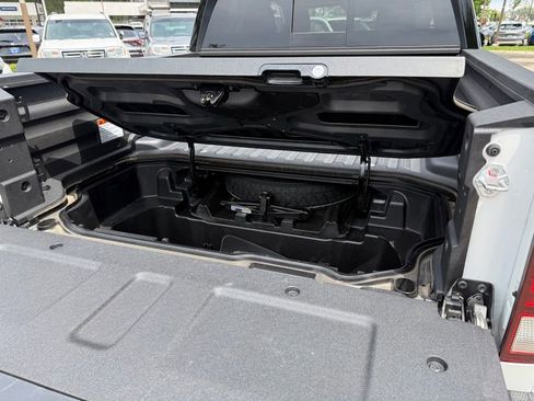 Certified 2026 Honda Ridgeline Black Edition image 18