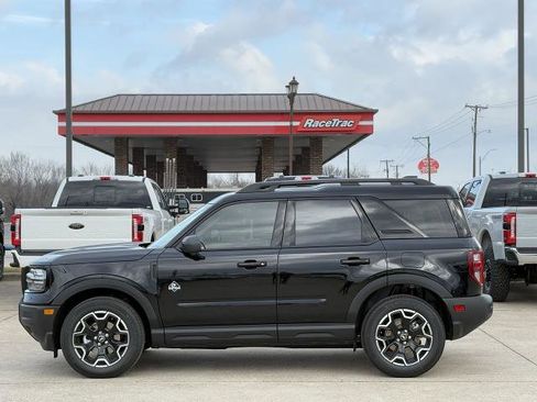 New 2025 Ford Bronco Sport Outer Banks w/ Outer Banks Tech Package+ AWD/4WD image 3