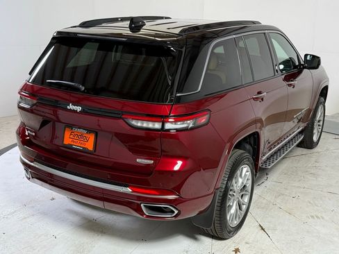 Certified 2025 Jeep Grand Cherokee Summit w/ Luxury Tech Group V image 7