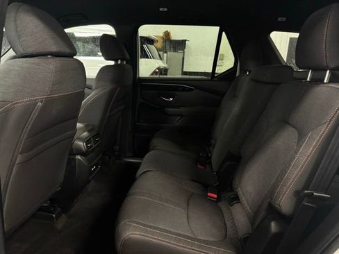 Used 2023 Honda Pilot Sport image 16