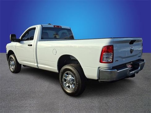 Used 2024 RAM 2500 Tradesman w/ Chrome Appearance Group image 6