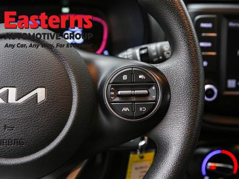 Used 2024 Kia Soul LX w/ Option Group 015 FWD image 16