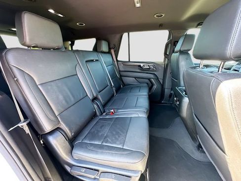 Used 2025 Chevrolet Tahoe LT AWD/4WD image 27