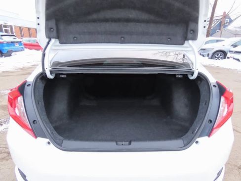 Certified 2021 Honda Civic EX image 10