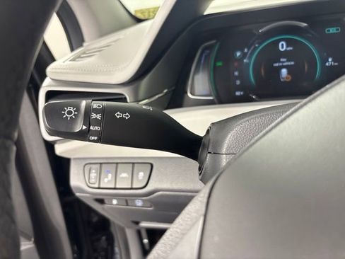 Used 2020 Hyundai Ioniq Limited FWD image 12