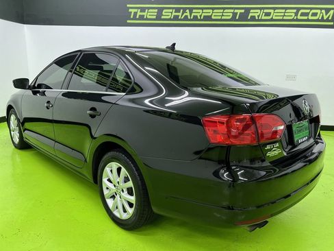 Used 2013 Volkswagen Jetta SE FWD image 7