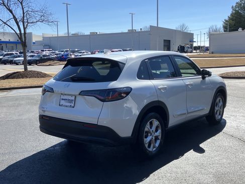 Certified 2024 Honda HR-V LX image 10
