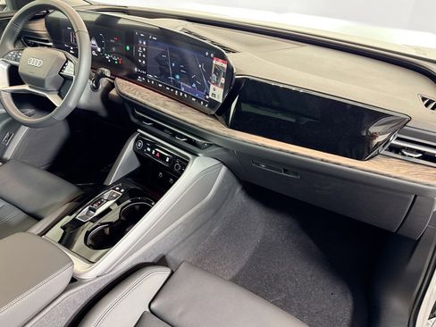 New 2025 Audi Q5 Premium Plus image 26