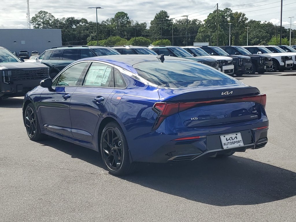 New 2027 Kia K5 GT-Line FWD image 3