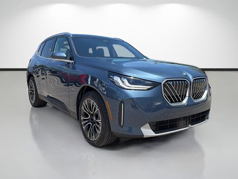 Used 2025 BMW X3 xDrive30i AWD/4WD image 1