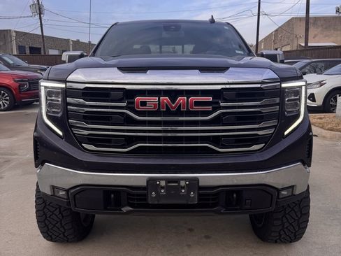 Used 2022 GMC Sierra 1500 SLT w/ SLT Convenience Package image 1