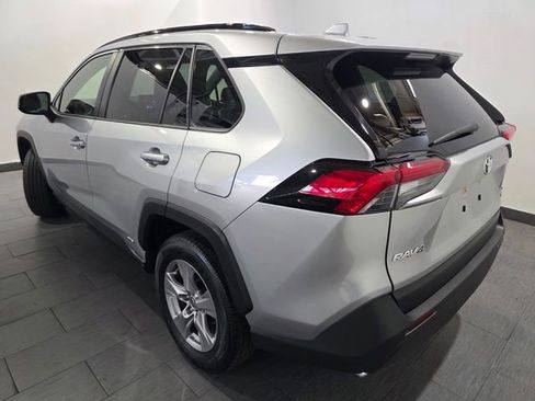 Used 2025 Toyota RAV4 XLE w/ Convenience Package AWD/4WD image 3