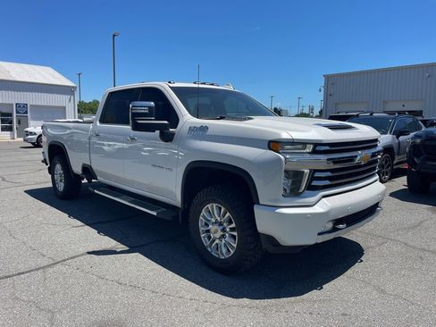 Used 2021 Chevrolet Silverado 3500 High Country w/ Z71 Off-Road Package AWD/4WD image 7