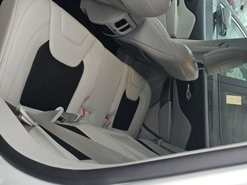 Used 2021 Jeep Cherokee Latitude Plus w/ Mopar Interior Package image 11