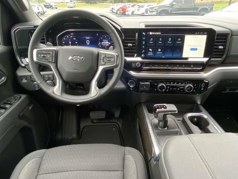 New 2025 Chevrolet Silverado 1500 RST AWD/4WD image 11