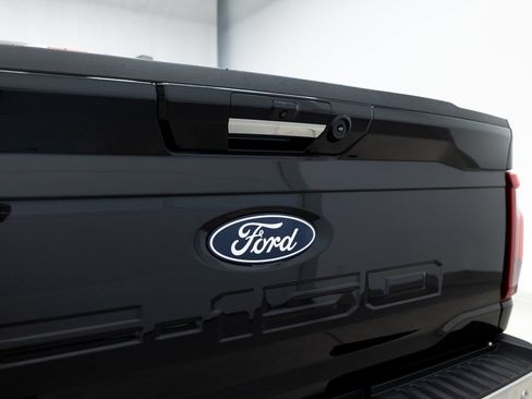 Used 2024 Ford F150 Lariat AWD/4WD image 14