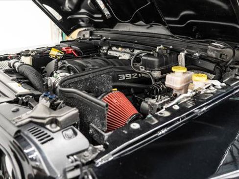 Used 2024 Jeep Wrangler Unlimited Sport image 10