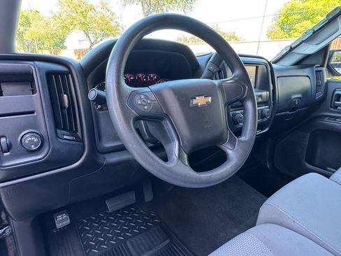 Used 2018 Chevrolet Silverado 1500 Custom w/ Custom Value Package image 19