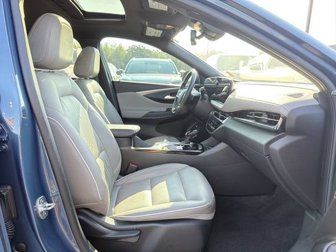 Used 2024 Buick Envista Avenir FWD image 18