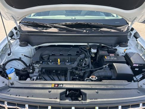 Used 2025 Hyundai Venue SEL FWD image 30