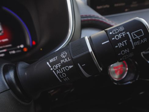 Used 2022 Acura MDX Type S image 25