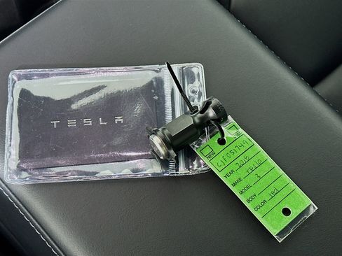 Used 2018 Tesla Model 3 Long Range RWD image 24