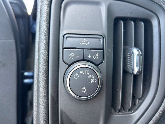 Used 2022 Chevrolet Silverado 1500 Custom RWD image 13
