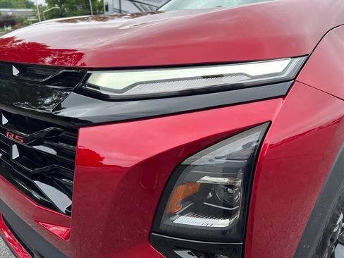Used 2026 Chevrolet Traverse LT AWD/4WD image 9