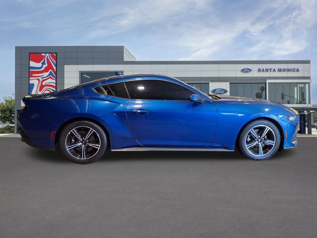 Used 2024 Ford Mustang Coupe RWD image 23