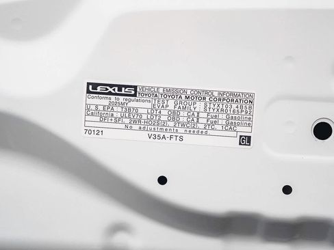 Used 2025 Lexus GX 550 w/ Accessory Package (2T) image 42