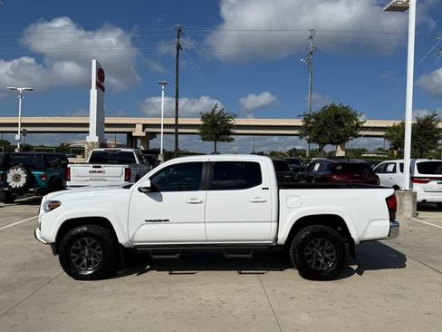 Used 2023 Toyota Tacoma SR5 RWD image 8