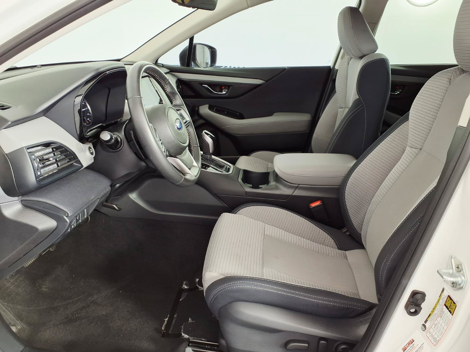 Used 2025 Subaru Outback Premium w/ Popular Package #1A AWD/4WD image 13