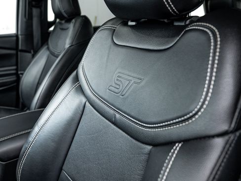 Used 2022 Ford Explorer ST w/ Equipment Group 401A image 15