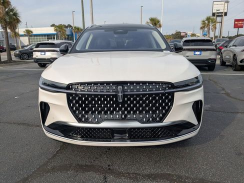 New 2026 Lincoln Nautilus Reserve AWD/4WD image 9