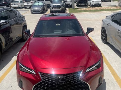 Used 2023 Lexus IS 300 w/ Comfort Package RWD image 4