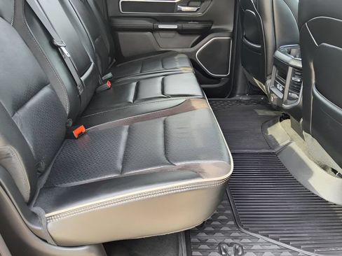 Used 2023 RAM 1500 Laramie AWD/4WD image 31