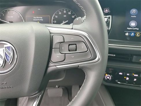 Certified 2022 Buick Envision Preferred w/ Safety Package image 17