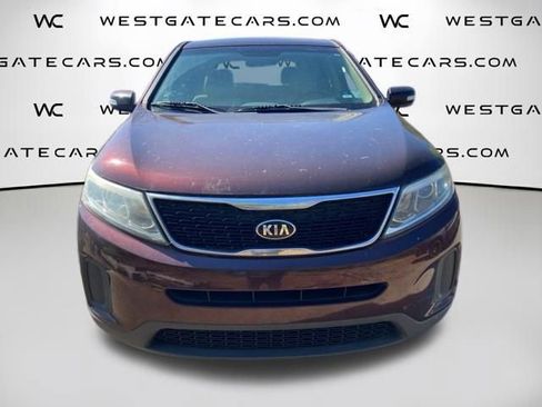 Used 2015 Kia Sorento LX image 2