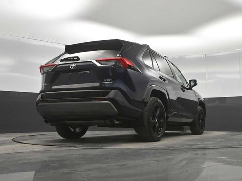Used 2021 Toyota RAV4 XSE AWD/4WD image 36