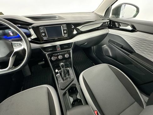 Used 2024 Volkswagen Taos S FWD image 11