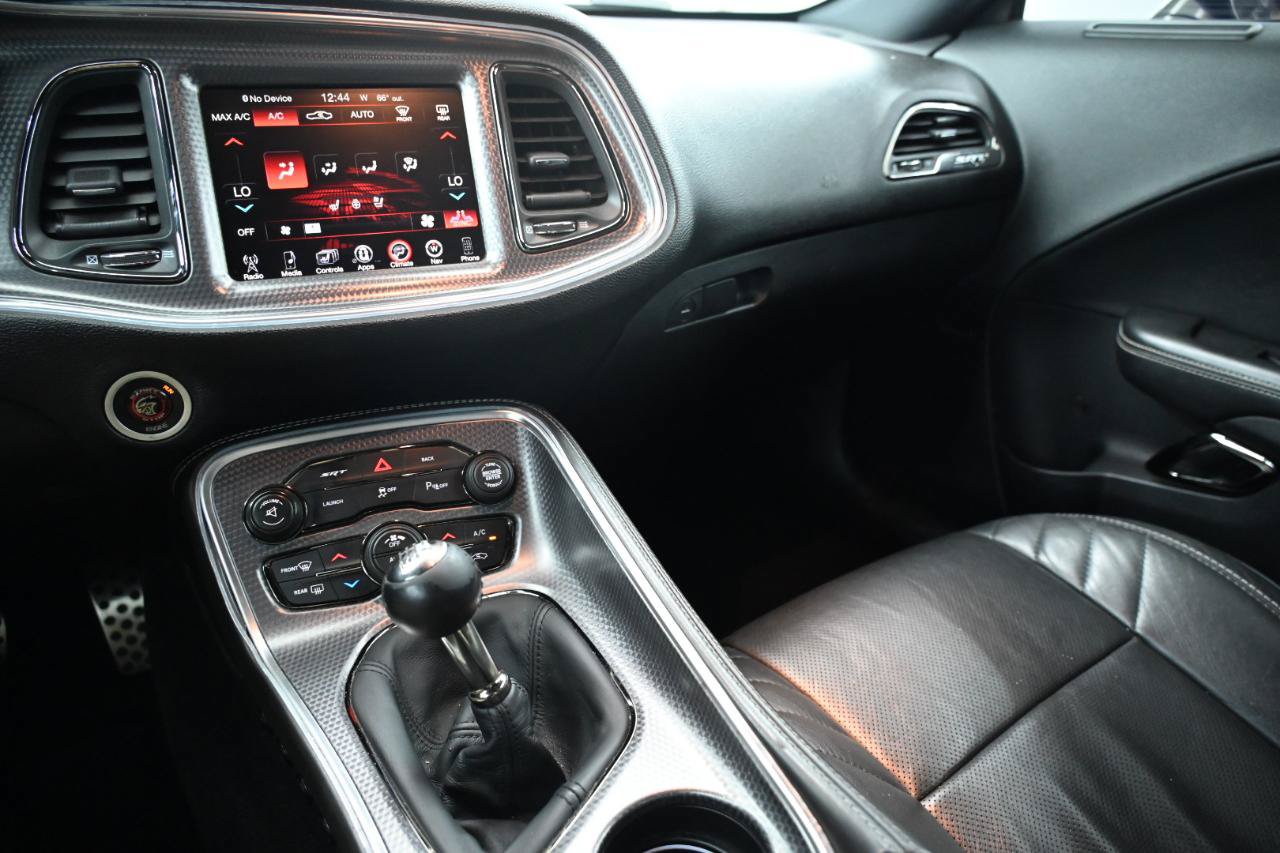 Used 2015 Dodge Challenger SRT Hellcat RWD image 25