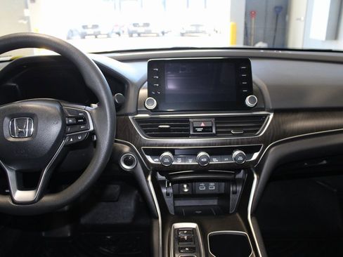Used 2021 Honda Accord EX image 24