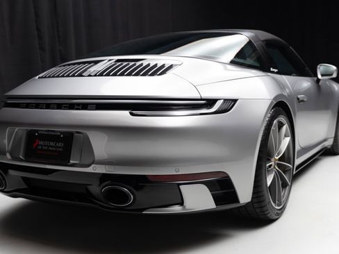 Used 2024 Porsche 911 Targa 4S image 39