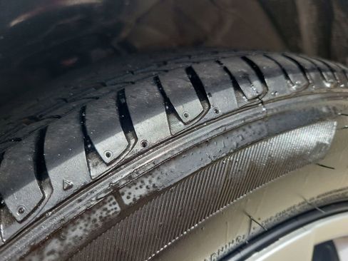 Used 2025 Toyota Corolla LE image 32