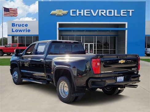New 2026 Chevrolet Silverado 3500 High Country w/ Technology Package image 3